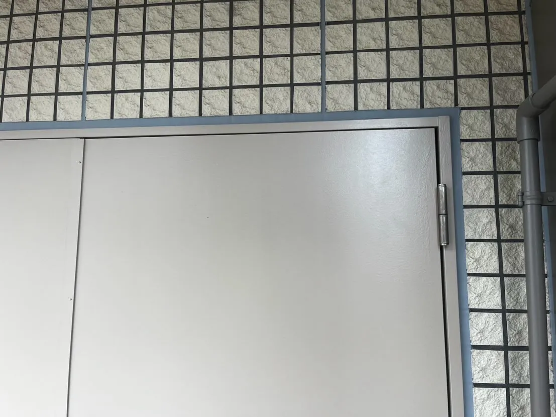 【外壁タイル面シーリング打ち替え工事👷♂️】