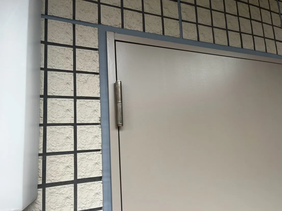 【外壁タイル面シーリング打ち替え工事👷♂️】